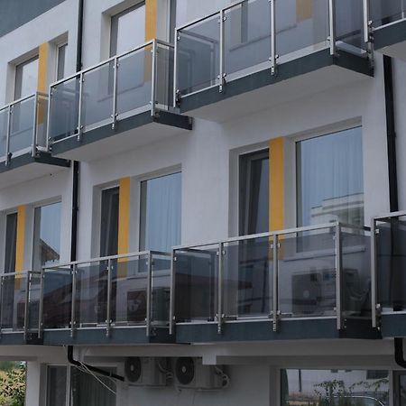 Hypnotique Hotel Navodari Luaran gambar