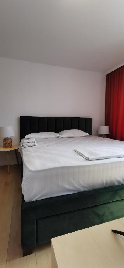 Hypnotique Hotel Navodari Luaran gambar